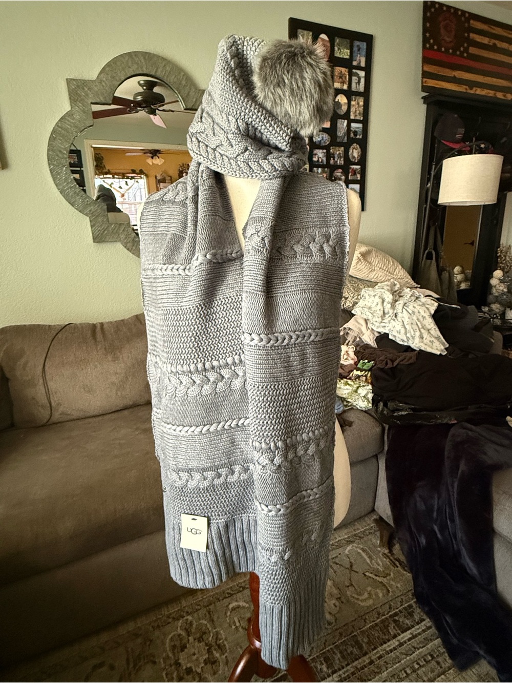 UGG Light Gray Cable Knit Scarf and Pom Beanie Set